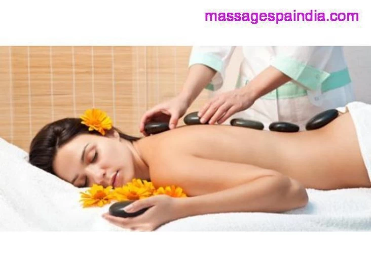 Get the Relaxing Massage Therapy Session at Swargate Pune - 1/1