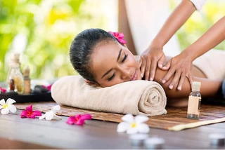 Female to Male Body Massage in Udaipur at Best Price Call 8890197974 - 2