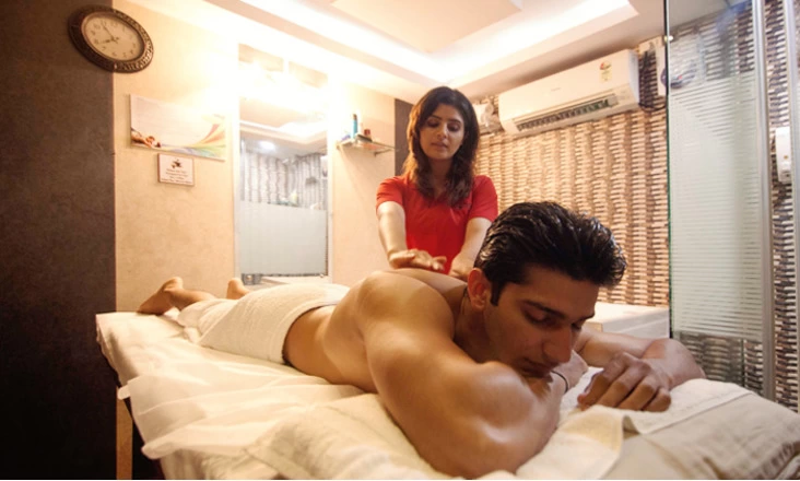 Affordable Female to Male Body Massage Parlour in Hyderabad - 1/1